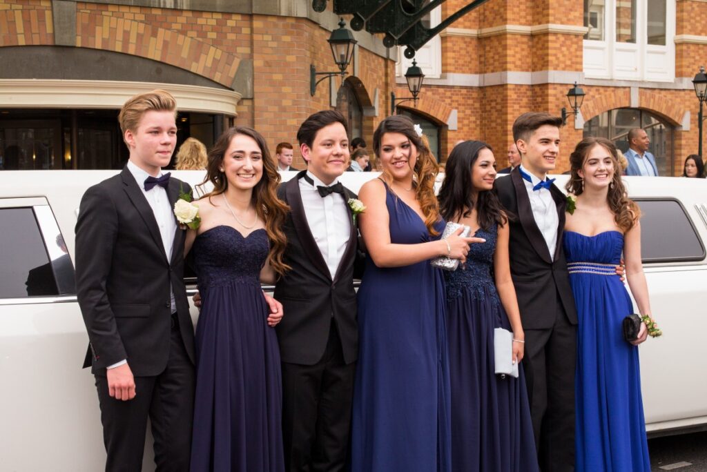prom limos service 1024x684 1